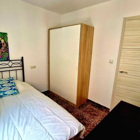 Ventanal En Apartment